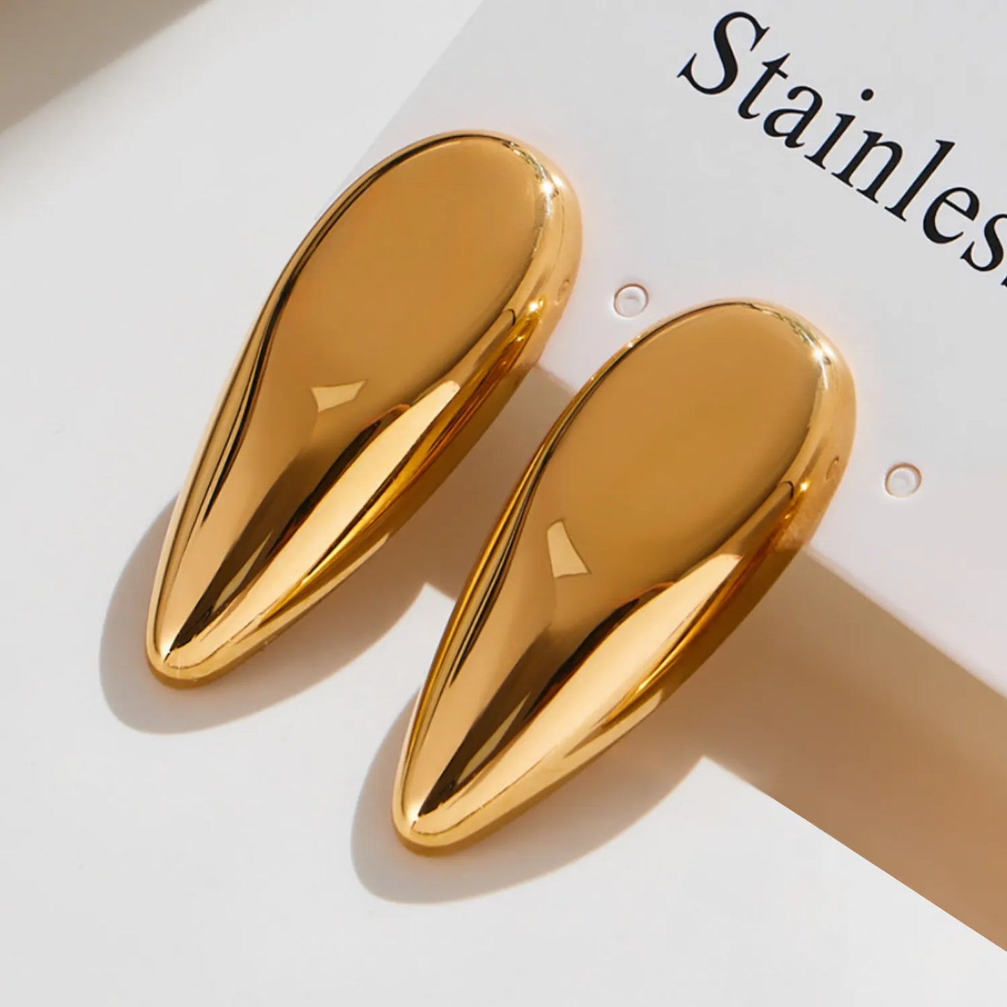Wholesale Sculptural Teardrop Earrings (Gold/Silver Plated) | Bold Organic Shape | High-Shine Finish | MOQ 12