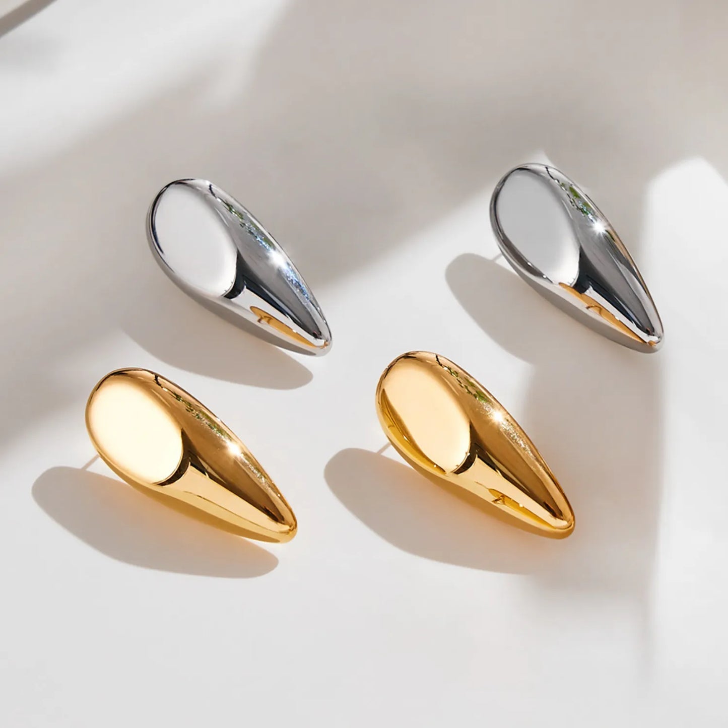 Wholesale Sculptural Teardrop Earrings (Gold/Silver Plated) | Bold Organic Shape | High-Shine Finish | MOQ 12
