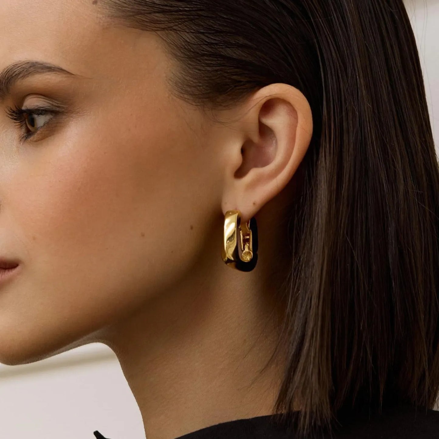 Wholesale Sculpted Square Hoop Earrings (Gold/Silver) | 20x24.5mm Statement Size | 4x6mm Chunky Profile | MOQ 12