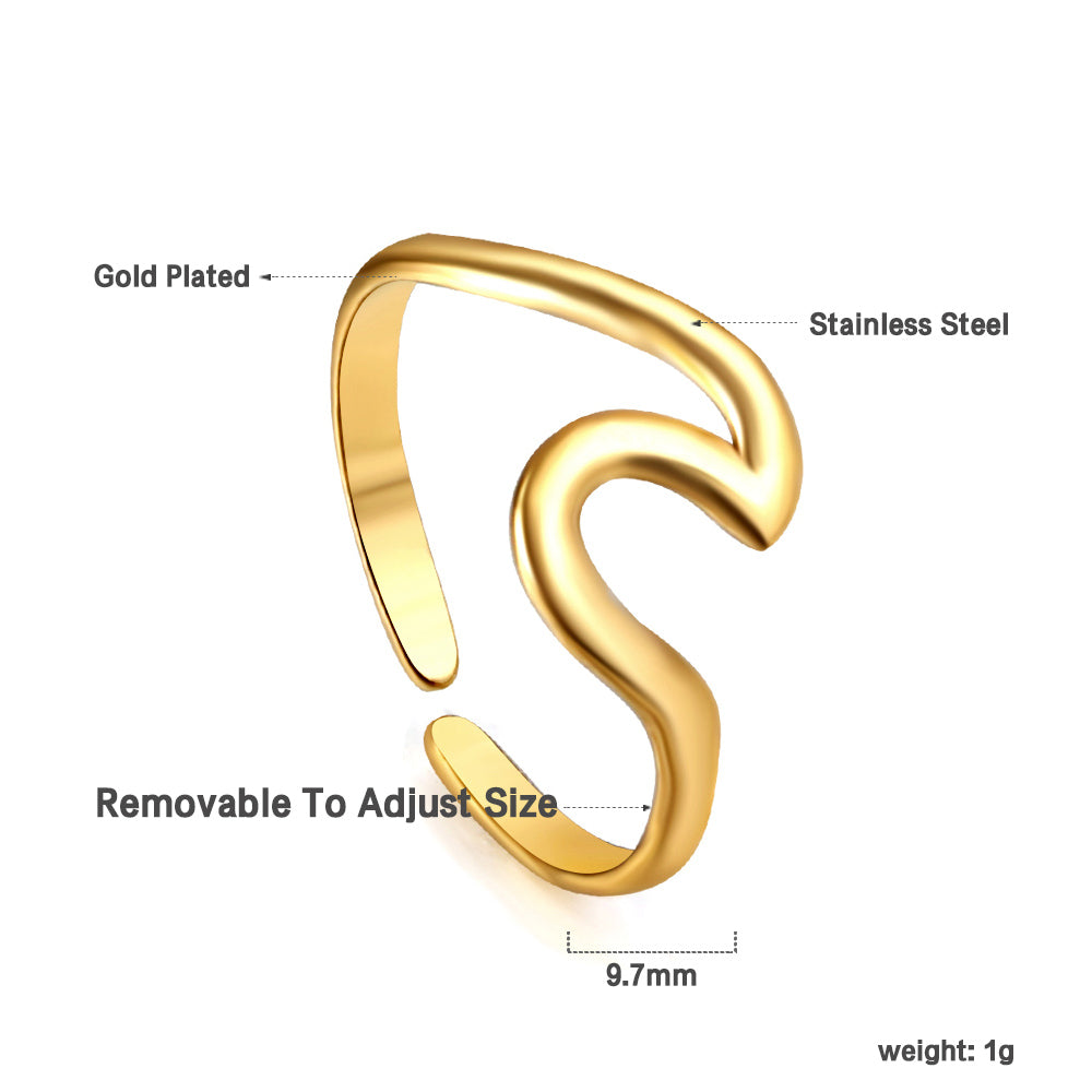 Simple and exquisite gold color love heart geometric diamond encrusted stainless steel ring