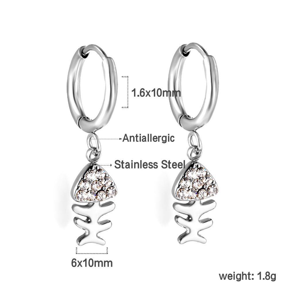 1.6x10mm circle with fishbone white diamond stud earrings