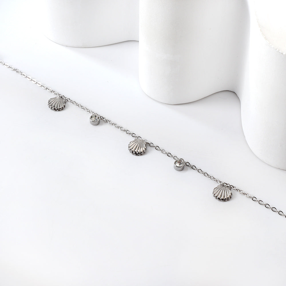 3 Shells + 2 Cylindrical White Diamonds Accessories Bracelet 17+3cm