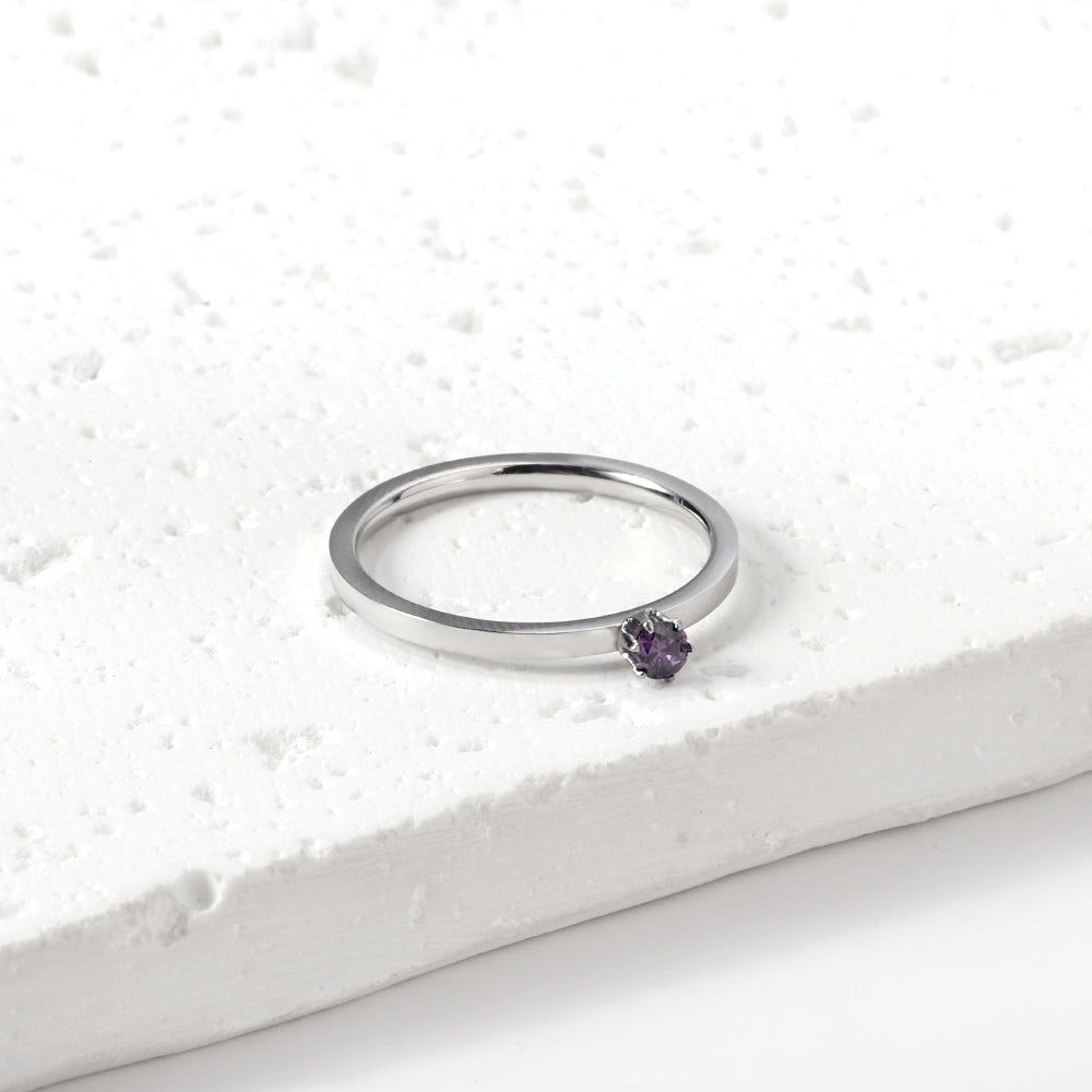 Simple plain ring with multi-color zirconia