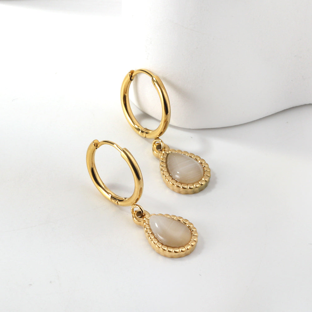 1.5x13.5mm Round drop earrings with white zirconia
