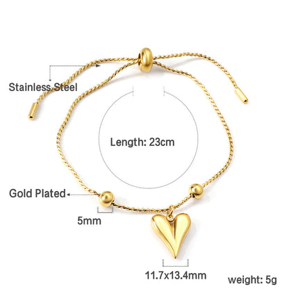 Heart-shaped charm bracelet