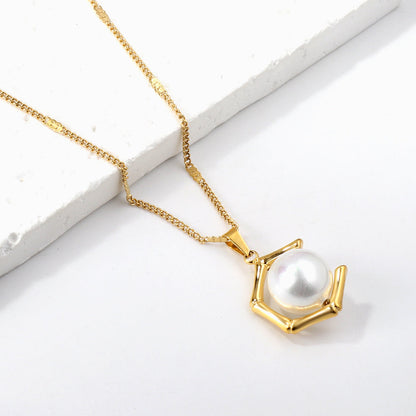 Wholesale Pentagonal + white pearl pendant necklace 40+5cm
