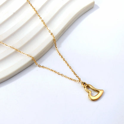 Wholesale Crooked Heart Circle Pendant Necklace 40+5cm