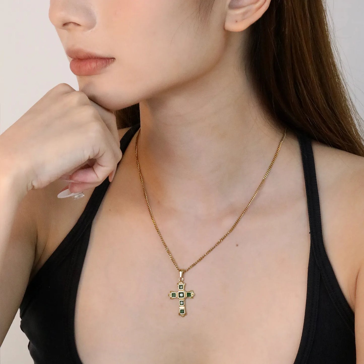 ✝️ Wholesale 21x28mm Cross Pendant with Emerald Zircon | 50+5cm Gold plated Necklace for Jewelry Retailers