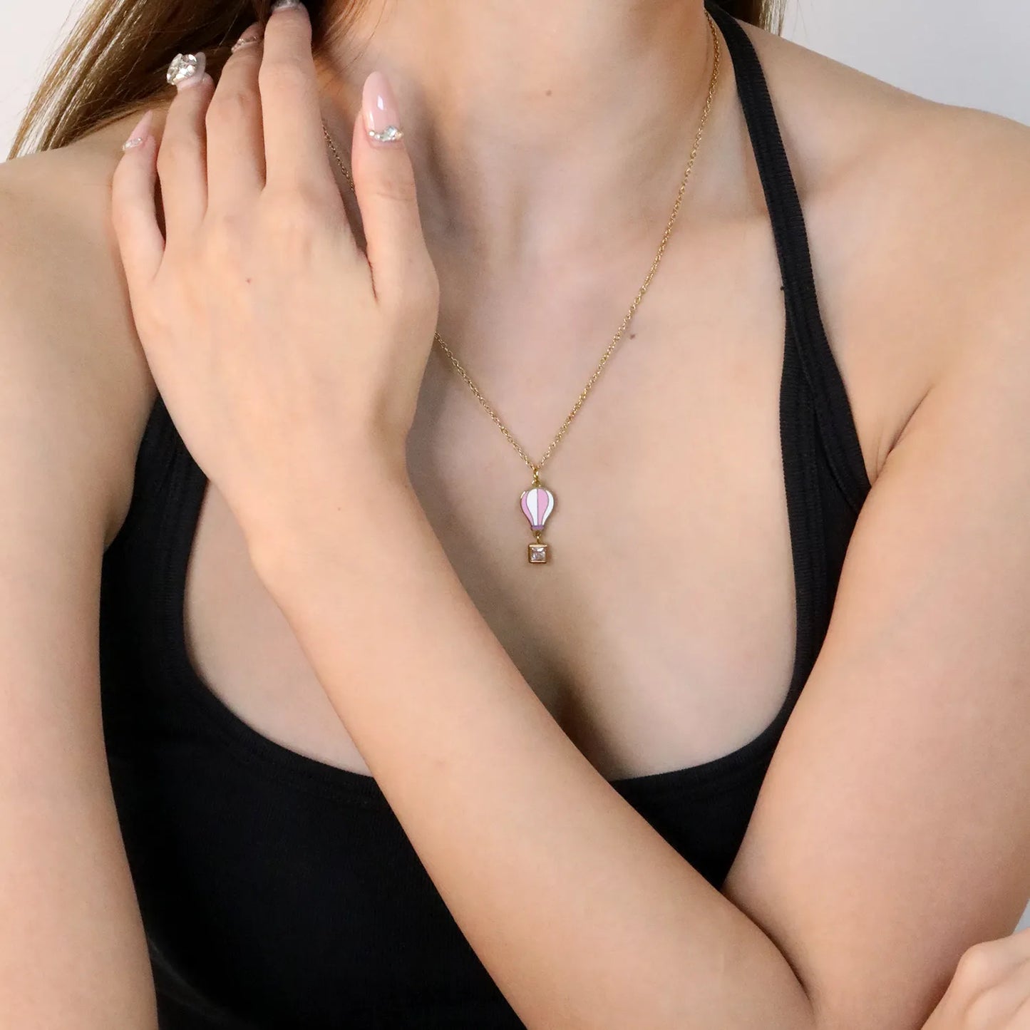 ✨ Wholesale Gold Stainless Steel Hot Air Balloon Necklace | 10x13mm Pendant with 6mm Square Zircon, 0.3mm Cross Chain 45+5cm + Round Tag