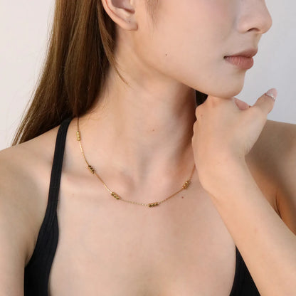 ✨ Wholesale Gold Stainless Steel Dice Charm Necklace | 3x3mm Cube Pendant, 0.3mm Cross Chain 42+5cm + 6mm Round Tag