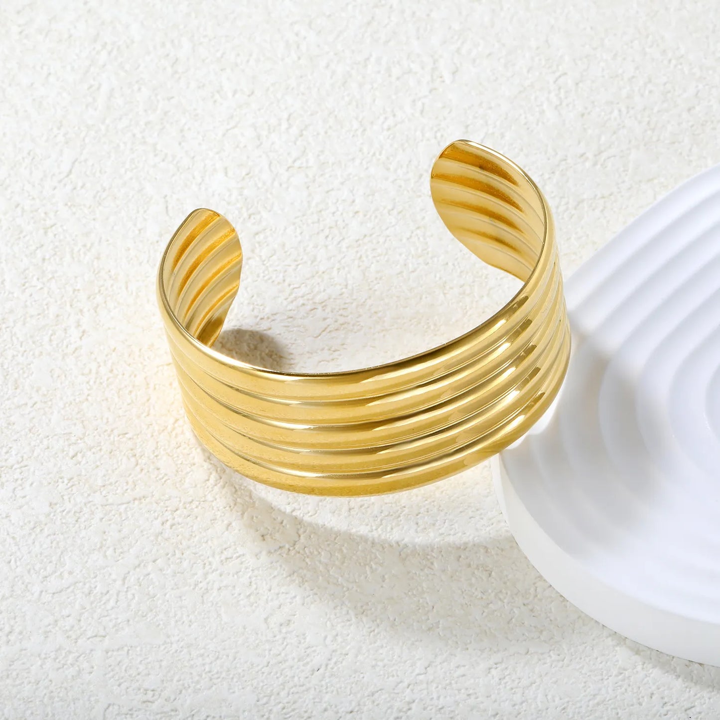 ✨💫 Wholesale 29mm 60mm ID Gold Bangle | Smooth Twist Design | Stainless Steel Cuff