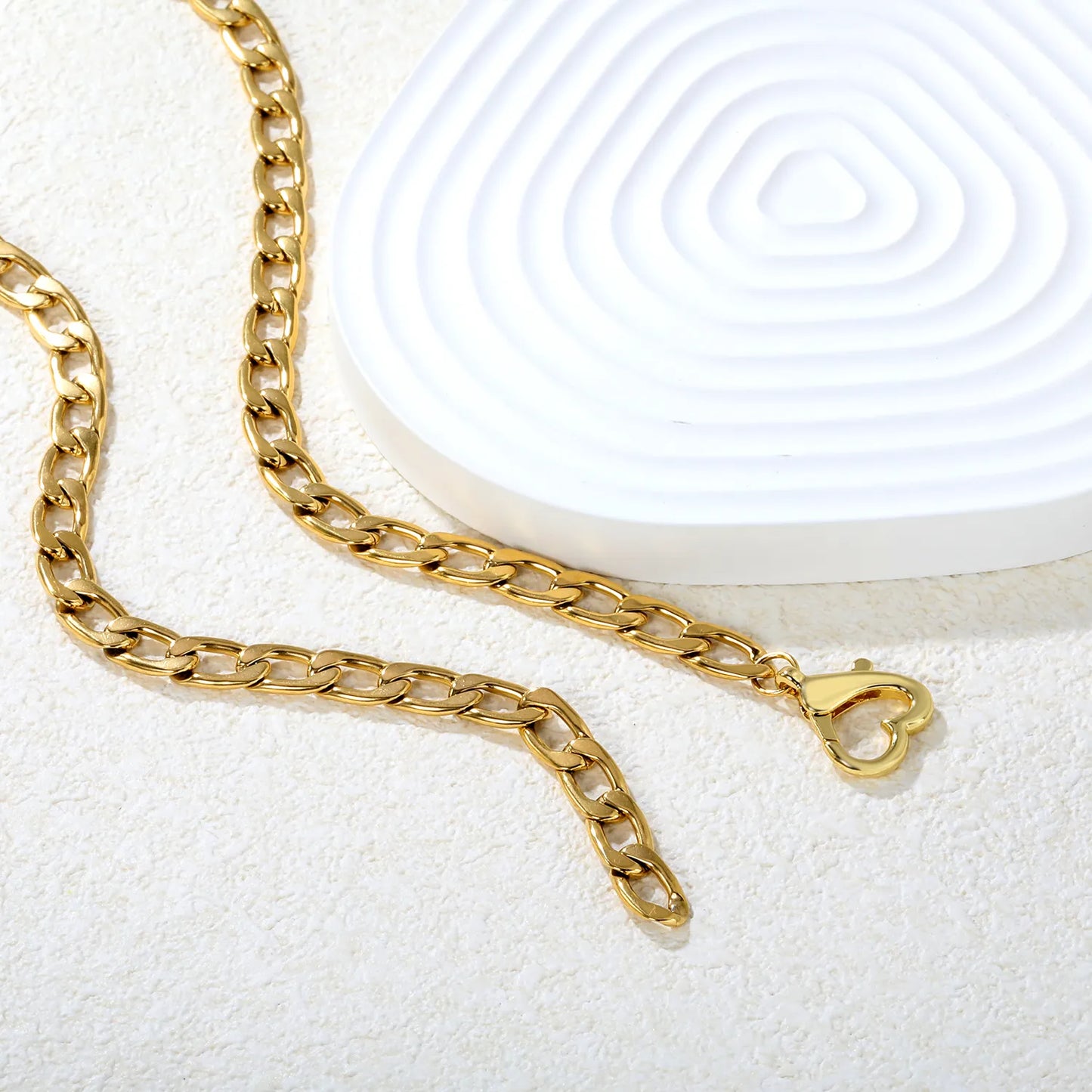 ✨ Wholesale Stainless Steel Heart Link Chain Necklace | 15x15mm Heart Connector Links | 45cm Oval Link Chain in Gold/Steel Color