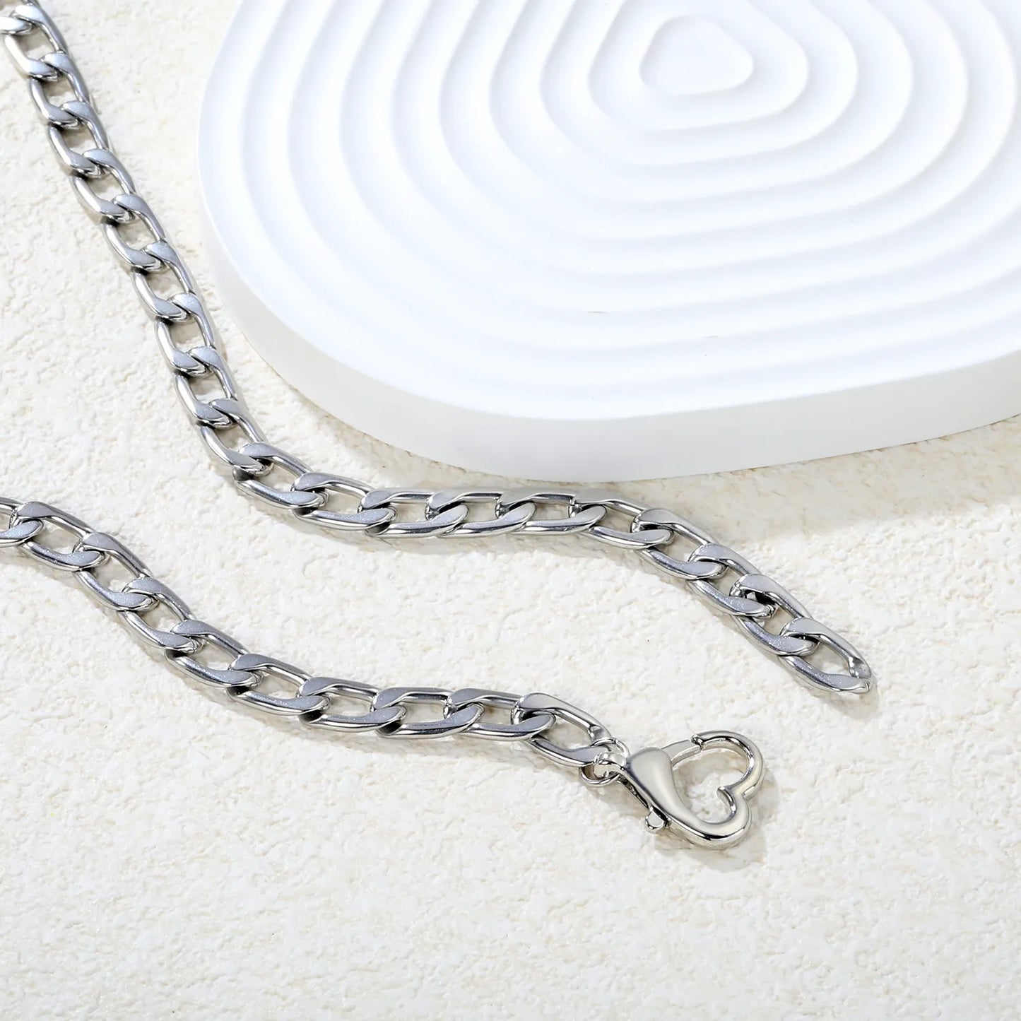 ✨ Wholesale Stainless Steel Heart Link Chain Necklace | 15x15mm Heart Connector Links | 45cm Oval Link Chain in Gold/Steel Color