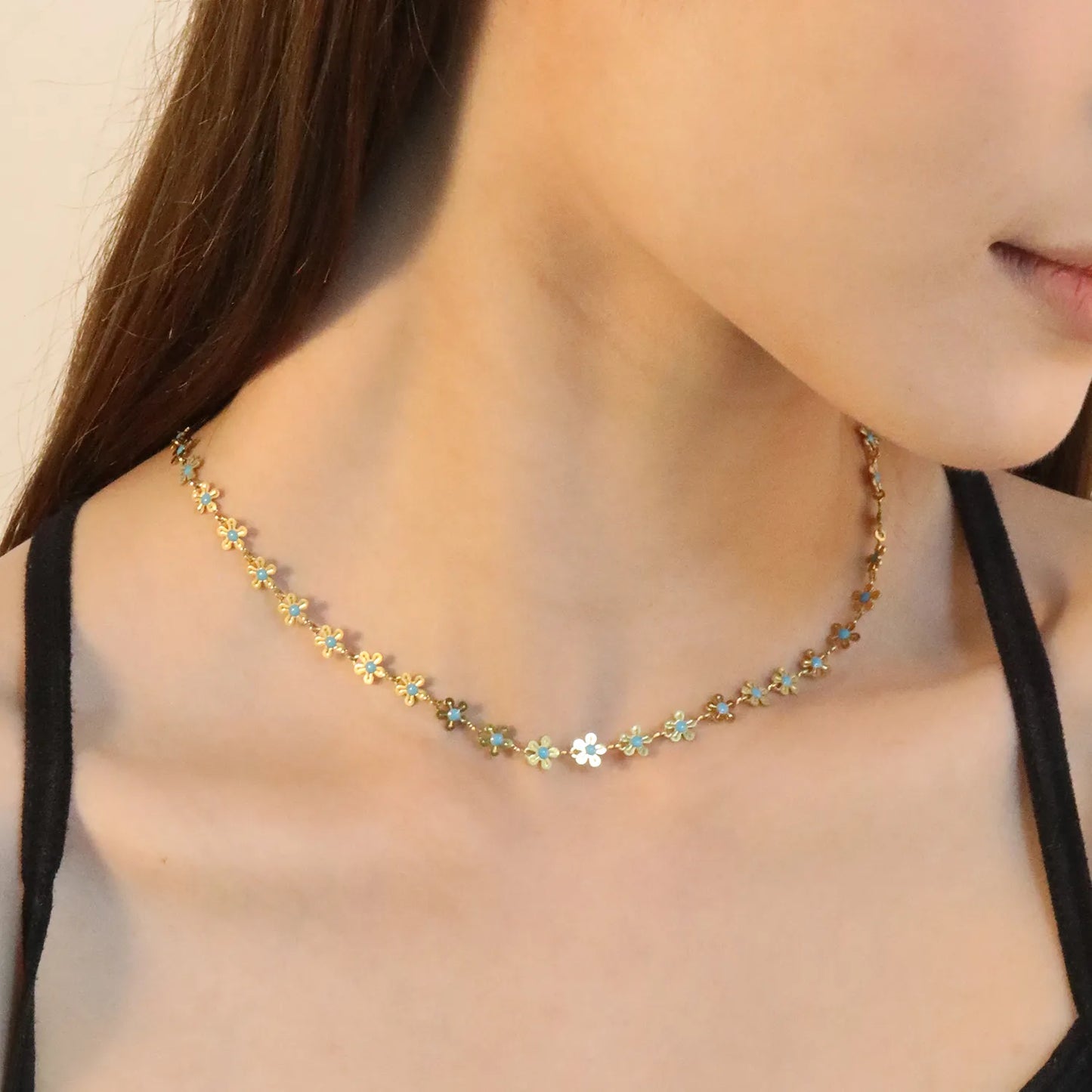 ✨ PVD 18k gold Petal Shape Stainless Steel Necklaces Wholesale (12+ Pieces) | Hypoallergenic & Tarnish-Free 🌍 | Trendy Pendants & Chains