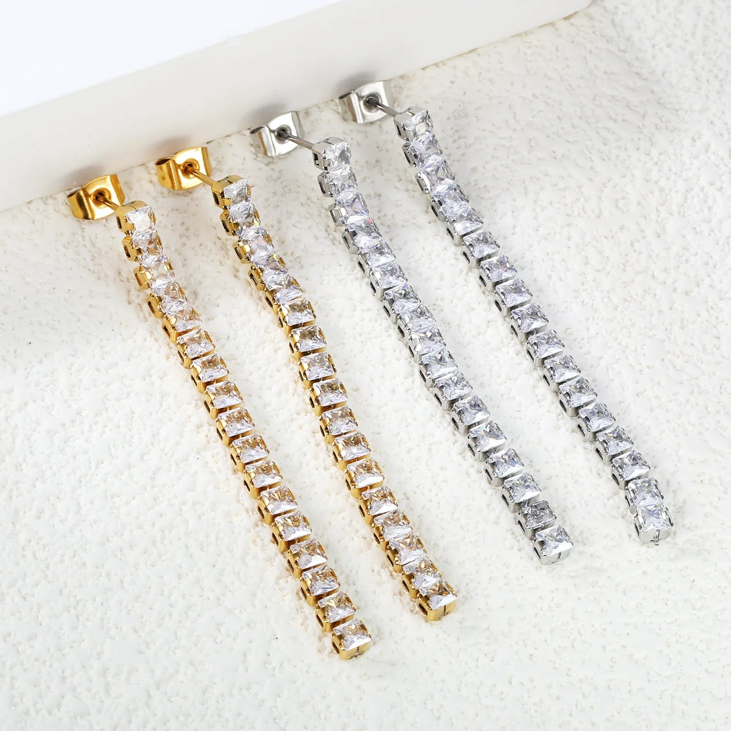 Wholesal 18k gold plated White Zircon Stainless Steel Hypoallergenic Drop Earrings – Bulk Wholesale (12+ Pairs) 🌍 EU/US Supplier Trendy & Durable