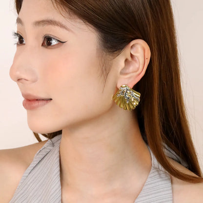 ✨ Wholesale Shell and Seaweed Stud Earrings | 34.7x33.5mm Marine Design | Gold Plated Stainless Steel with Pearl | Summer Beach Jewelry Bulk