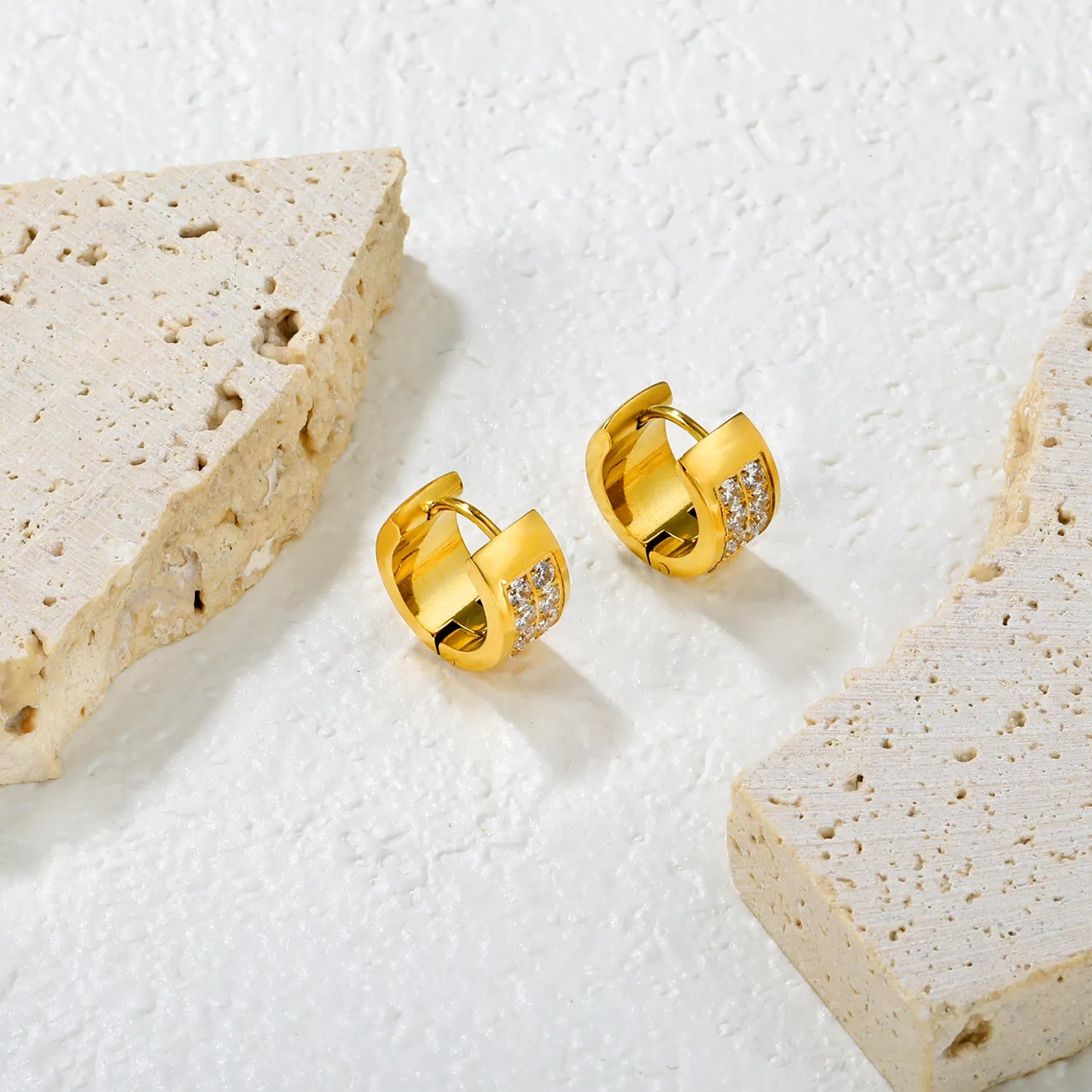 ✨ Wholesale 7pcs 13mm CNC Ball Ear Clips | White Zircon Gold