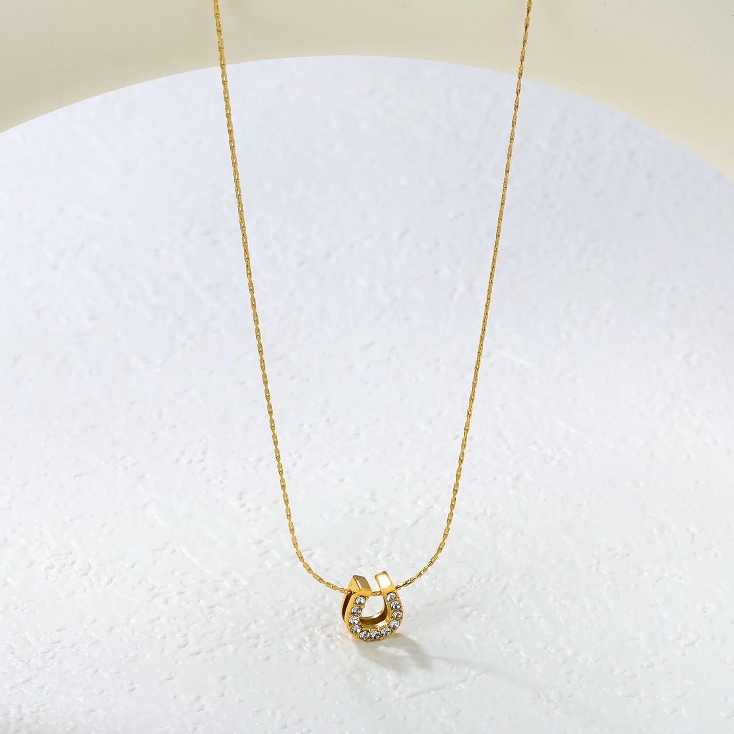 ✨8x9mm U-Shape Hollow Diamond Pendant 0.3mm Hammered Chain 40+5cm | Gold Stainless Steel Necklace | Bulk Wholesale