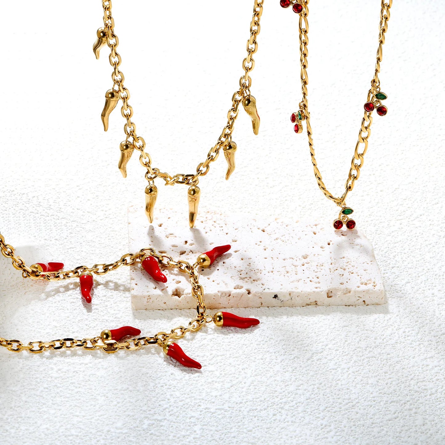 ✨ 18k gold plated Chili pepper Shape Stainless Steel Necklaces Wholesale (12+ Pieces) | Hypoallergenic & Tarnish-Free 🌍 | Trendy Pendants & Chains