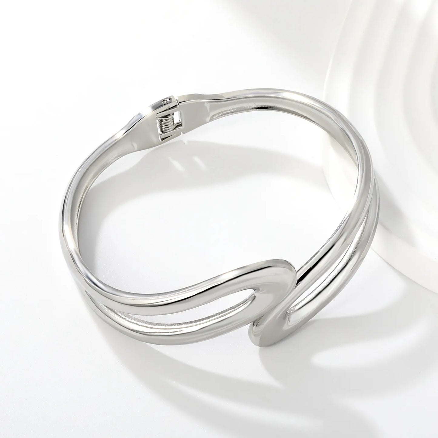 Sculptural Double Curved Spring‑Hinge Cuff Bangle | Two Colors Options | MOQ 12