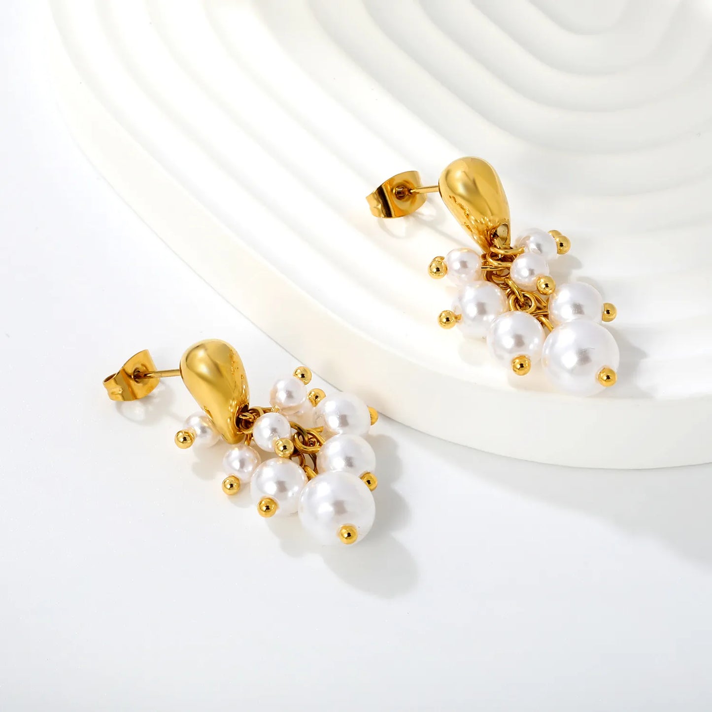 Grape‑Cluster Pearl Dangle Drop Earrings | 18K Gold Plated Stainless Steel Bridal Earrings Wholesale