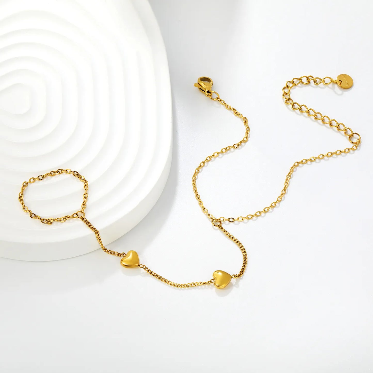 Minimalist Solid Heart Hand Chain | 18K Gold Plated Stainless Steel | Bulk Order MOQ 12