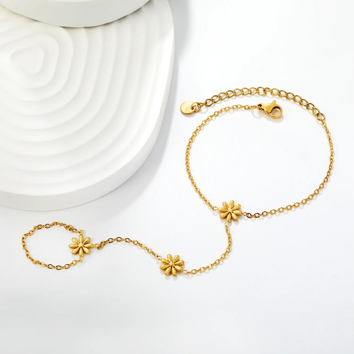 Matte Gold Daisy Hand Chain Harness | 18K Gold Plated Stainless Steel Bracelet‑Ring Combo
