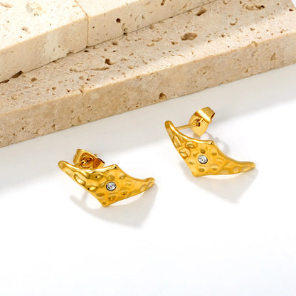 Modern Hammered Curved CZ Stud Earrings | 18K Gold Plated Stainless Steel | Textured Fashion Earrings Wholesale