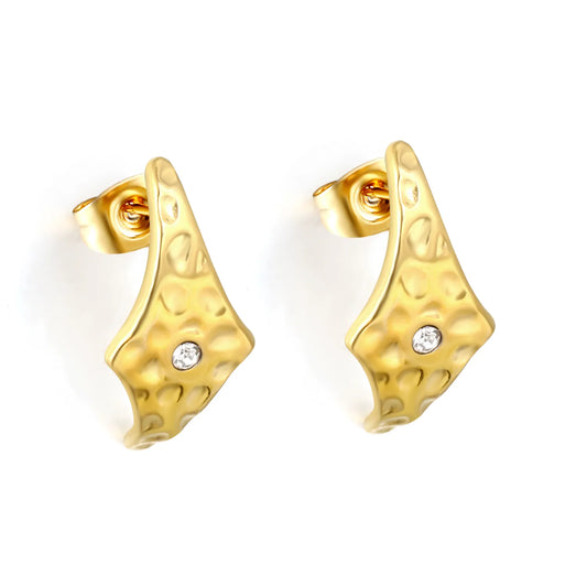 Modern Hammered Curved CZ Stud Earrings | 18K Gold Plated Stainless Steel | Textured Fashion Earrings Wholesale