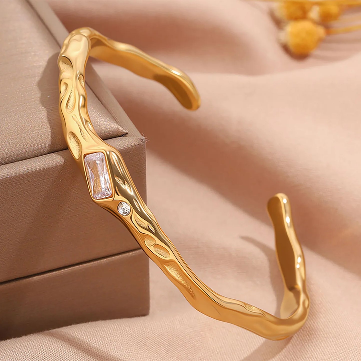 Irregular Hammered Texture Rectangle Zircon Open Cuff Bangle | 18K Gold Plated Hypoallergenic Stainless Steel | Wholesale Bulk Order MOQ 12