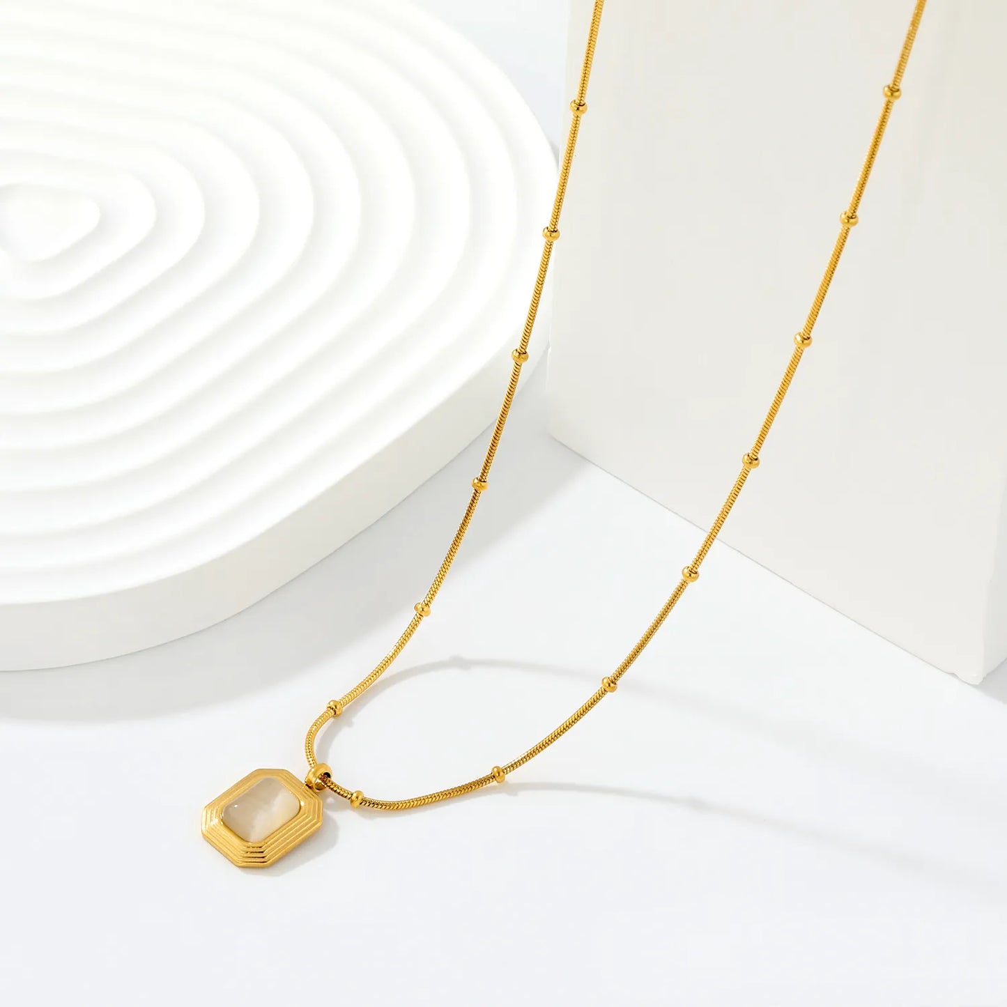 Vintage Minimalist Beaded Flat Snake Chain Multi-Layer Rectangle Mother of Pearl Pendant Necklace with Adjustable Extension Chain