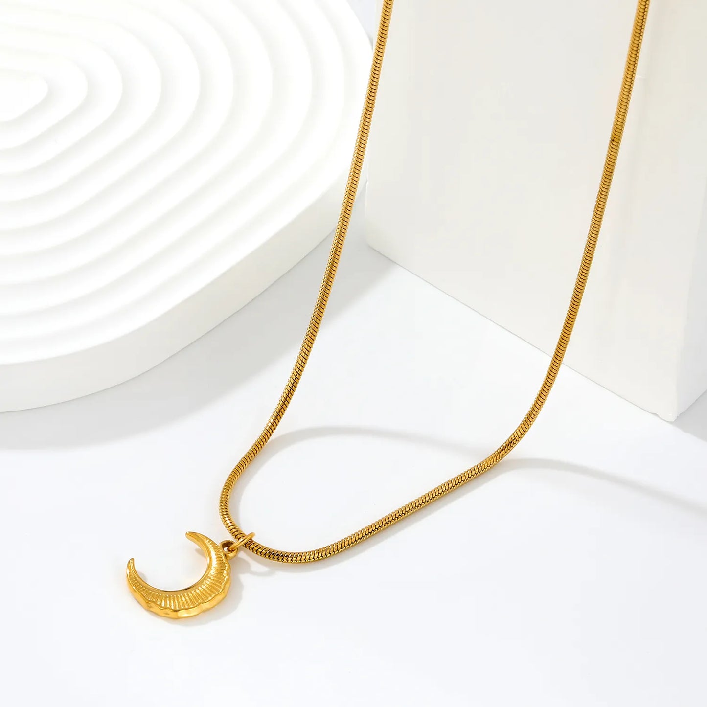 Minimalist Celestial Daily Layering Jewelry Textured Crescent Moon Pendant Snake Chain Necklace | Adjustable Extension Chain |