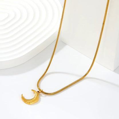 Minimalist Celestial Daily Layering Jewelry Textured Crescent Moon Pendant Snake Chain Necklace | Adjustable Extension Chain |