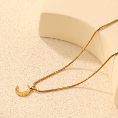 Minimalist Celestial Daily Layering Jewelry Textured Crescent Moon Pendant Snake Chain Necklace | Adjustable Extension Chain |