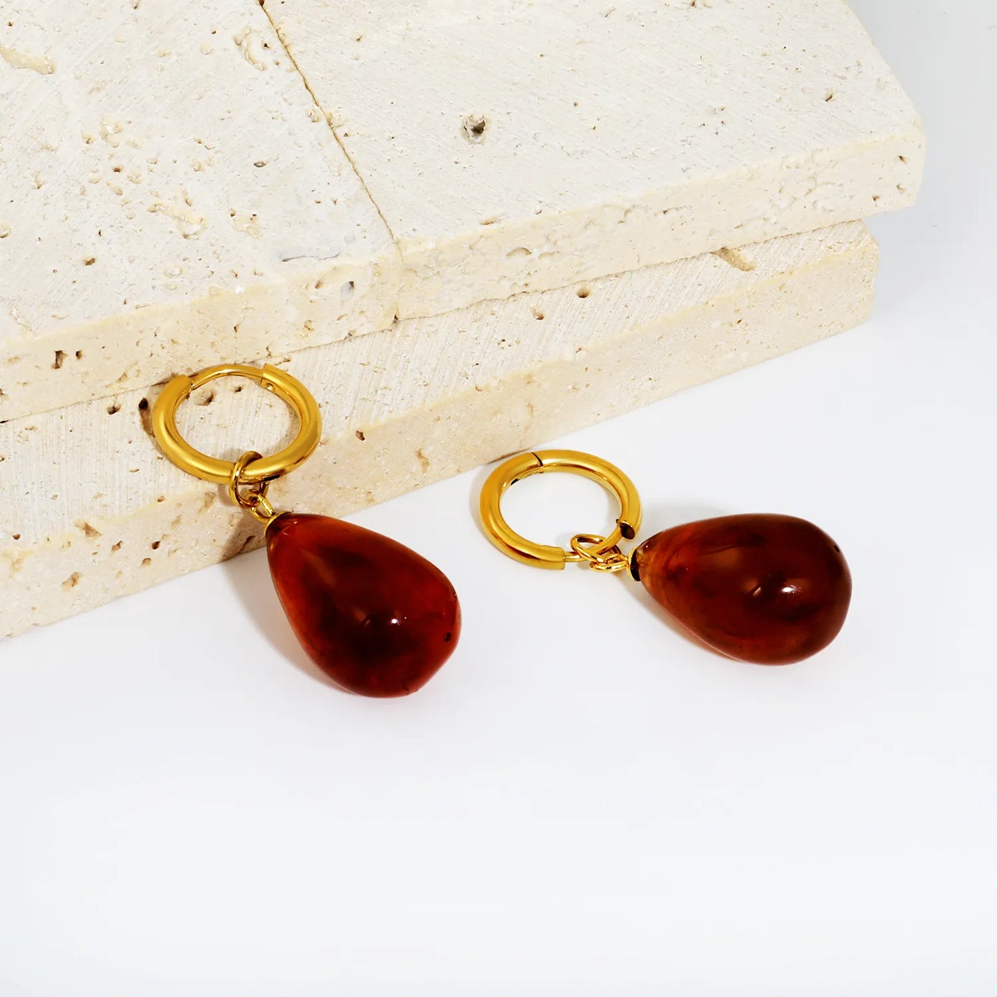 Teardrop Amber Resin Huggie Hoop Dangle Earrings 13×20mm Pendant | 18K Gold Plated  | Wholesale MOQ 12