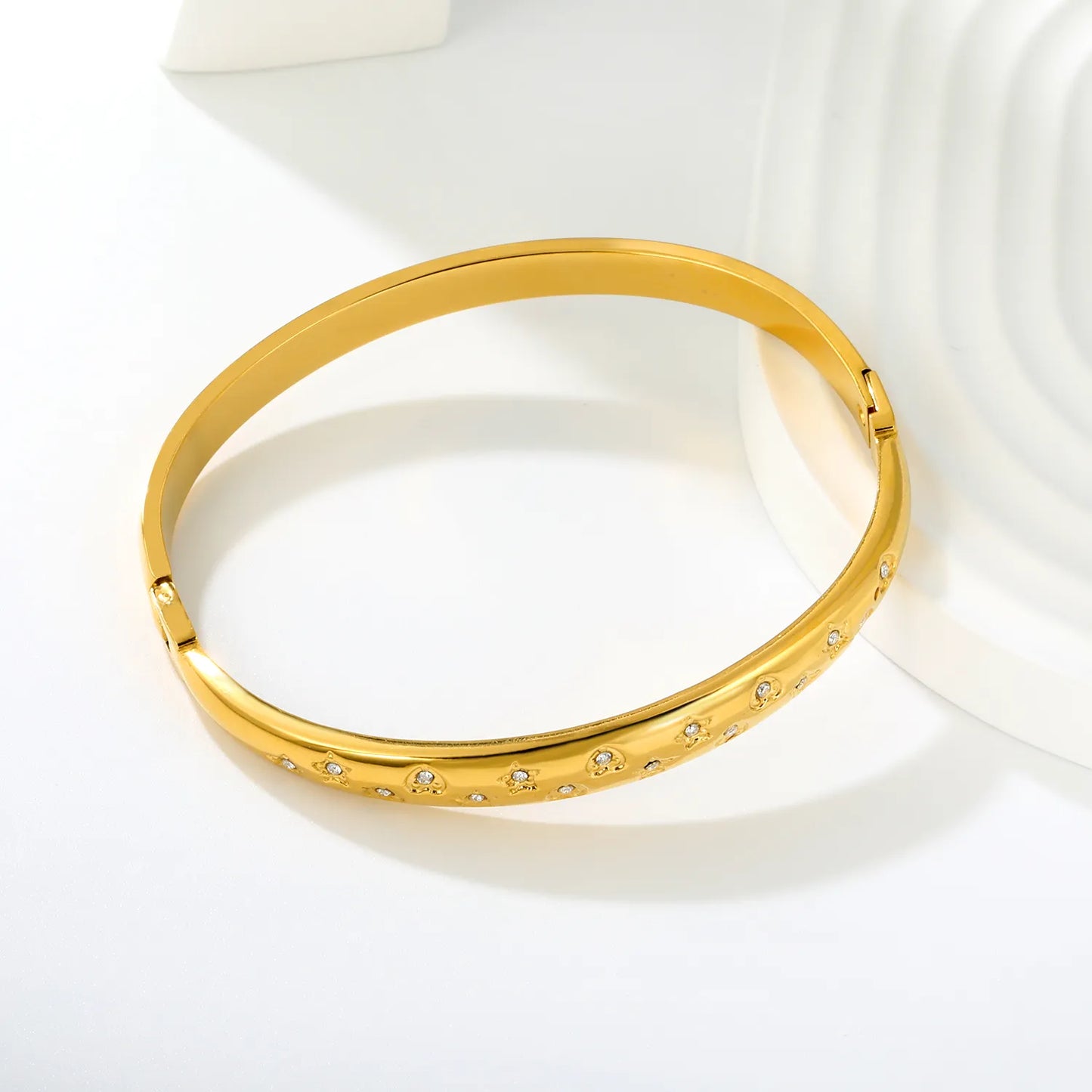 Scattered Star & Heart Shape Inlaid Zircon Hinged Bangle | 18K Gold Plated Stainless Steel Smooth Tube Wrist
