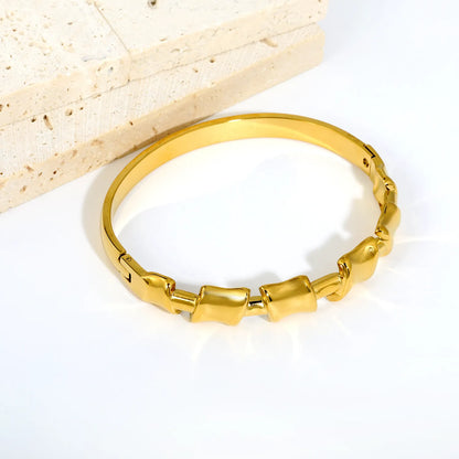 Polished Bamboo Joint Hinged Bangle | 50-60mm Inner Diameter | 18K Gold Plated Stainless Steel | Wholesale Bulk Order