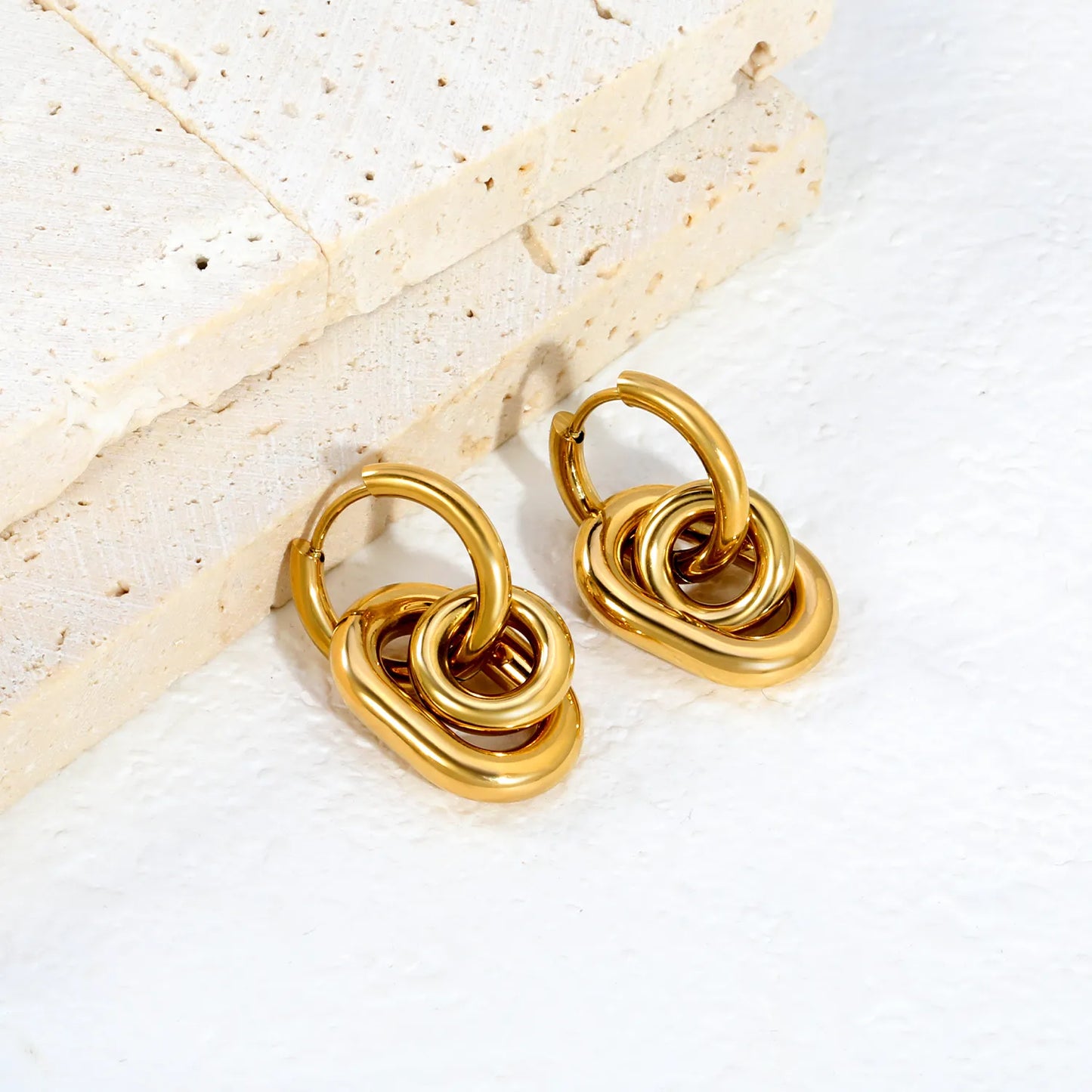 Interlocked Oval Link Dangle Huggie Earrings 14×20mm | 18K Gold Plated & Two-Tone Stainless Steel | Chunky Chain Drop Hoops | Wholesale MOQ 12