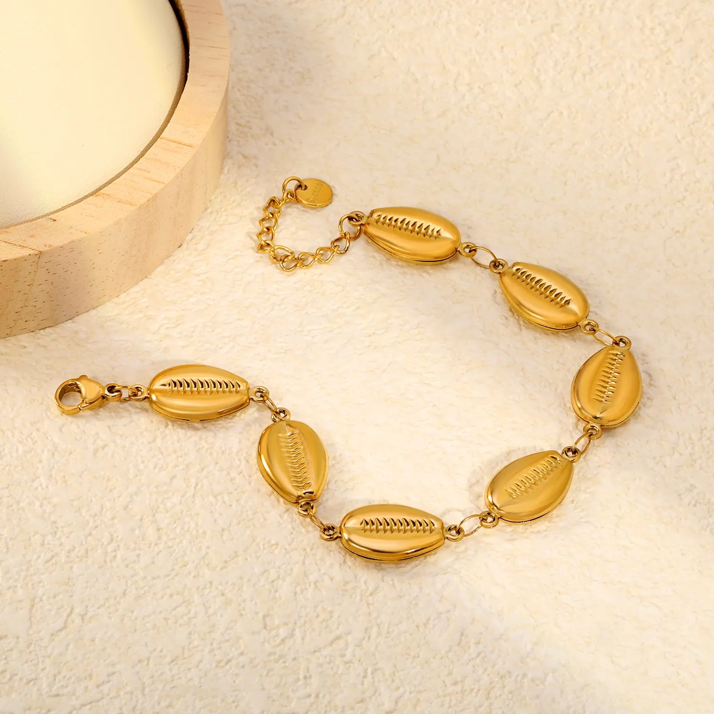 Embossed Cowrie Shell Link Bracelet | Adjustable 17+3cm | Wholesale MOQ 12