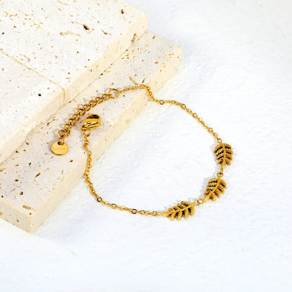 Textured Fern Leaf Dainty Cable Chain Bracelet | Adjustable 17+3cm | 18K Gold Plated Stainless Steel | Wholesale MOQ 12