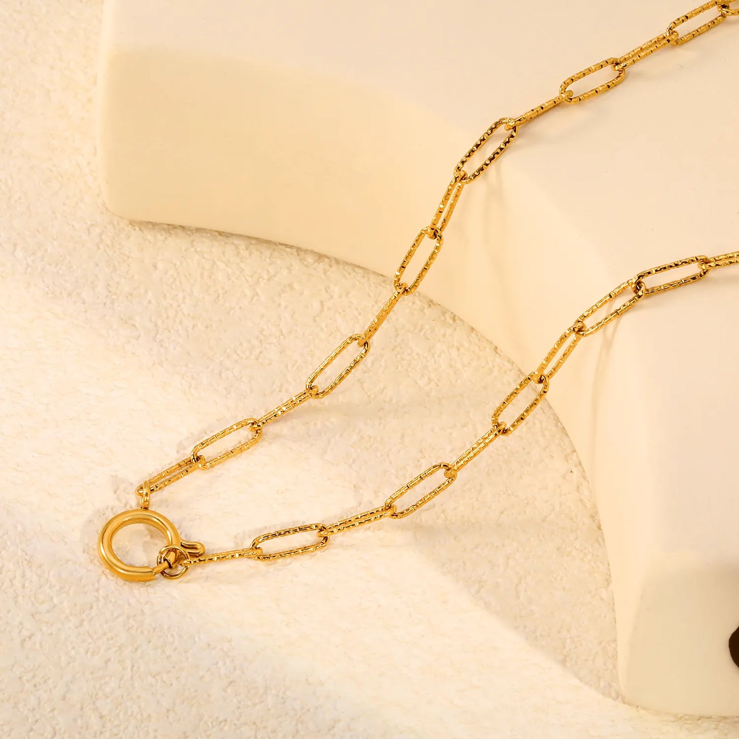 Hammered Textured Paperclip Chain Spring Ring Clasp Necklace | 18K Gold Plated Stainless Steel | Wholesale MOQ 12