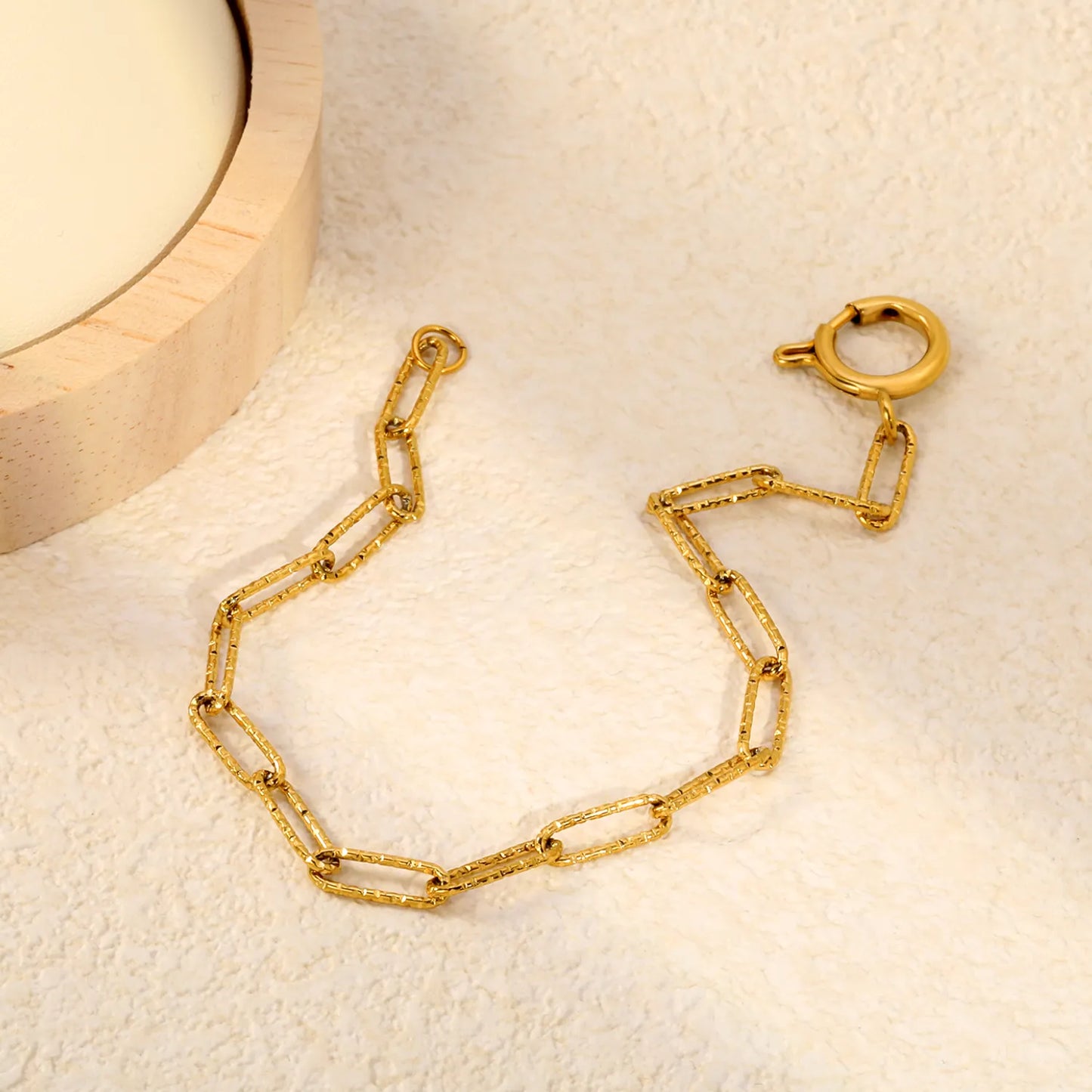 Hammered Textured Paperclip Link Bracelet | 18K Gold Plated Stainless Steel Spring Clasp Chain Bracelet | Wholesale MOQ 12