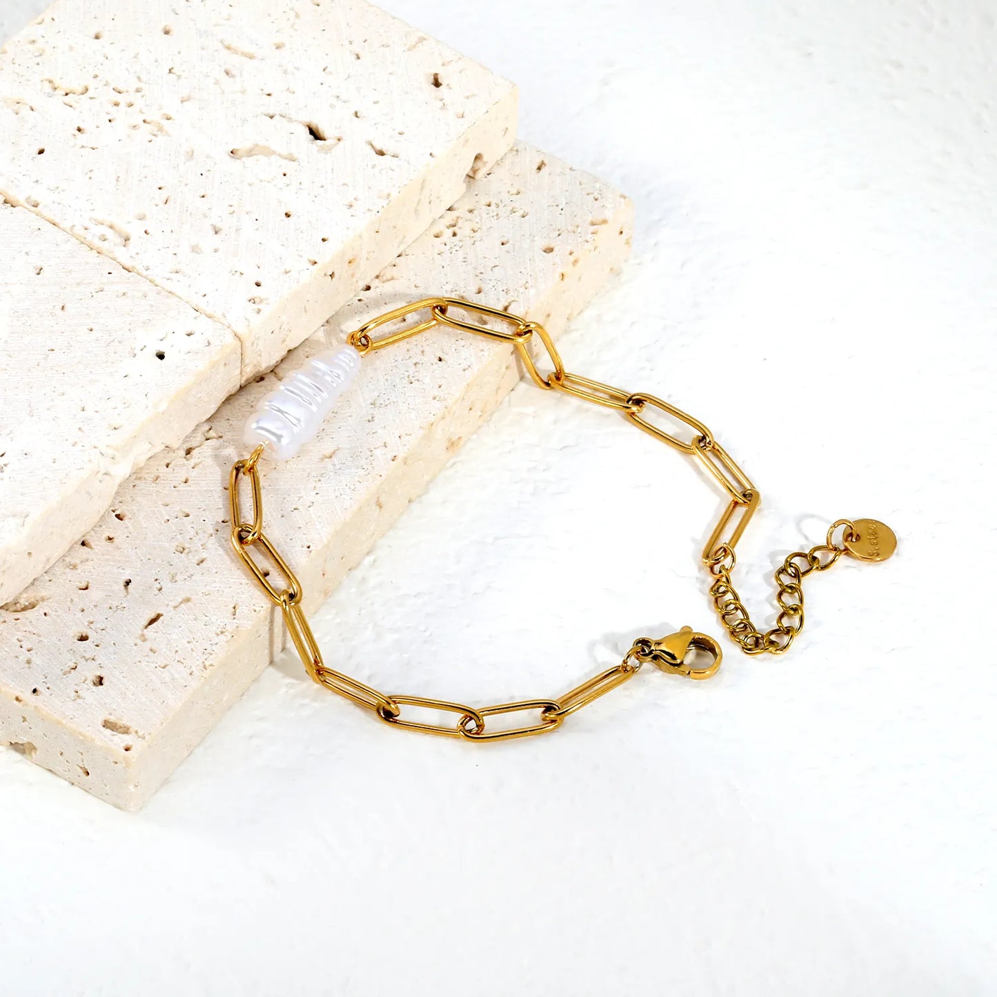 Baroque Pearl Paperclip Link Bracelet | Adjustable 17+3cm | 18K Gold Plated Stainless Steel Oval Link Bracelet | Wholesale MOQ 12