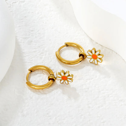 Wholesale Bulk Order Daisy Charm Huggie Hoop Earrings with 18K Gold Plated – MOQ 12