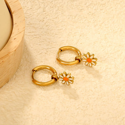 Wholesale Bulk Order Daisy Charm Huggie Hoop Earrings with 18K Gold Plated – MOQ 12