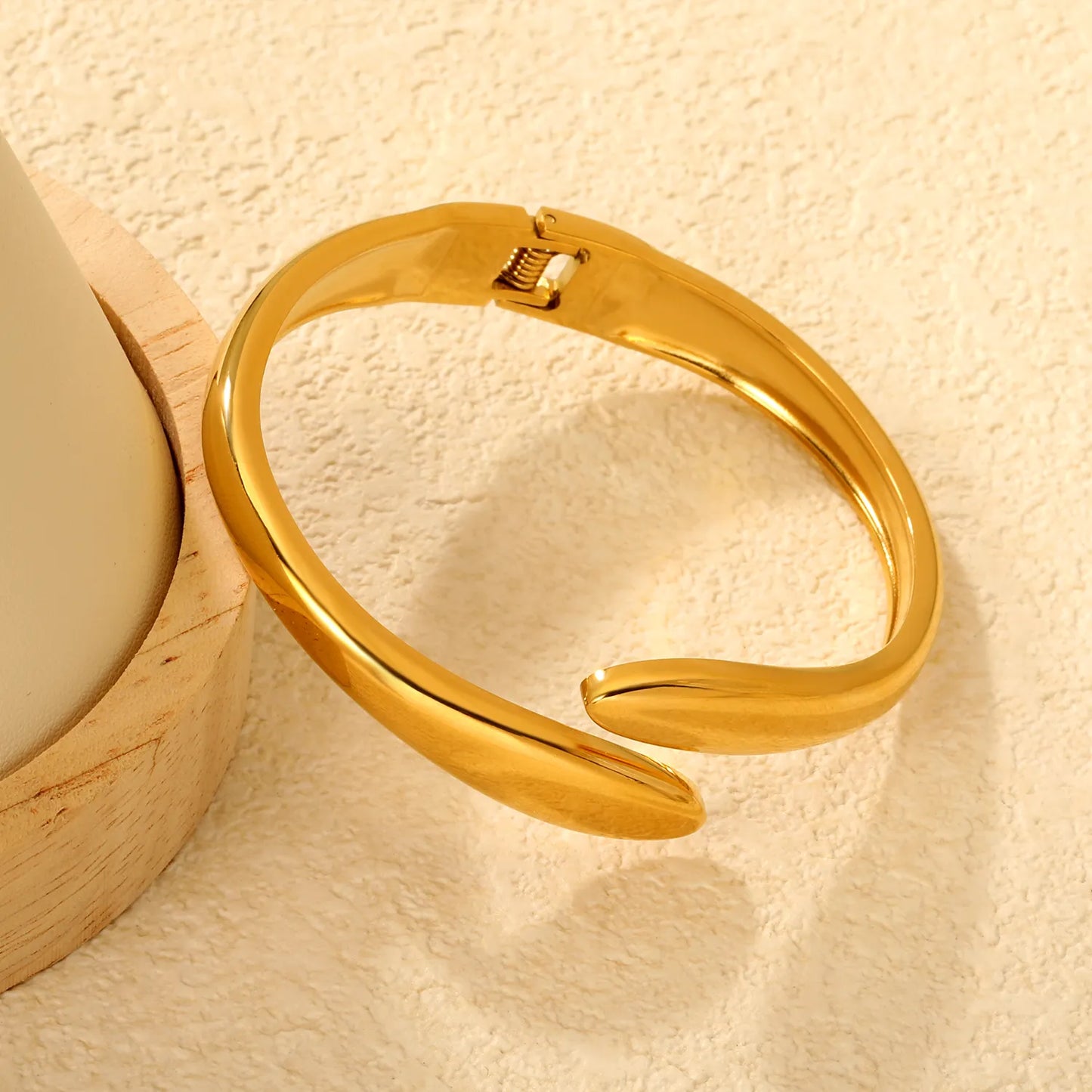 Wholesale 18K Gold Plated Teardrop Open Hinged Bangle | 58mm | MOQ 12