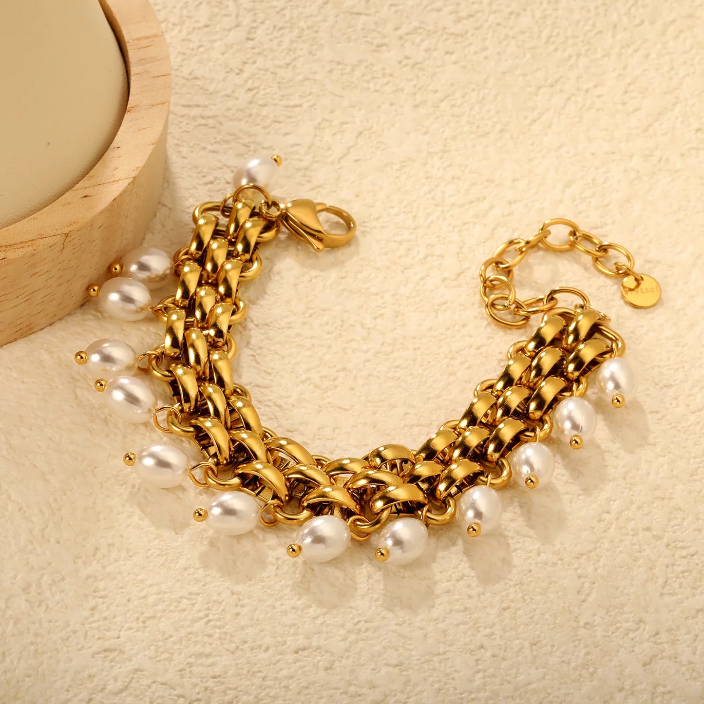 Woven Link Chain Bracelet with Pearl Charms | 18K Gold Plated | Teardrop Pearl Dangles | Adjustable 15+5cm | MOQ 12