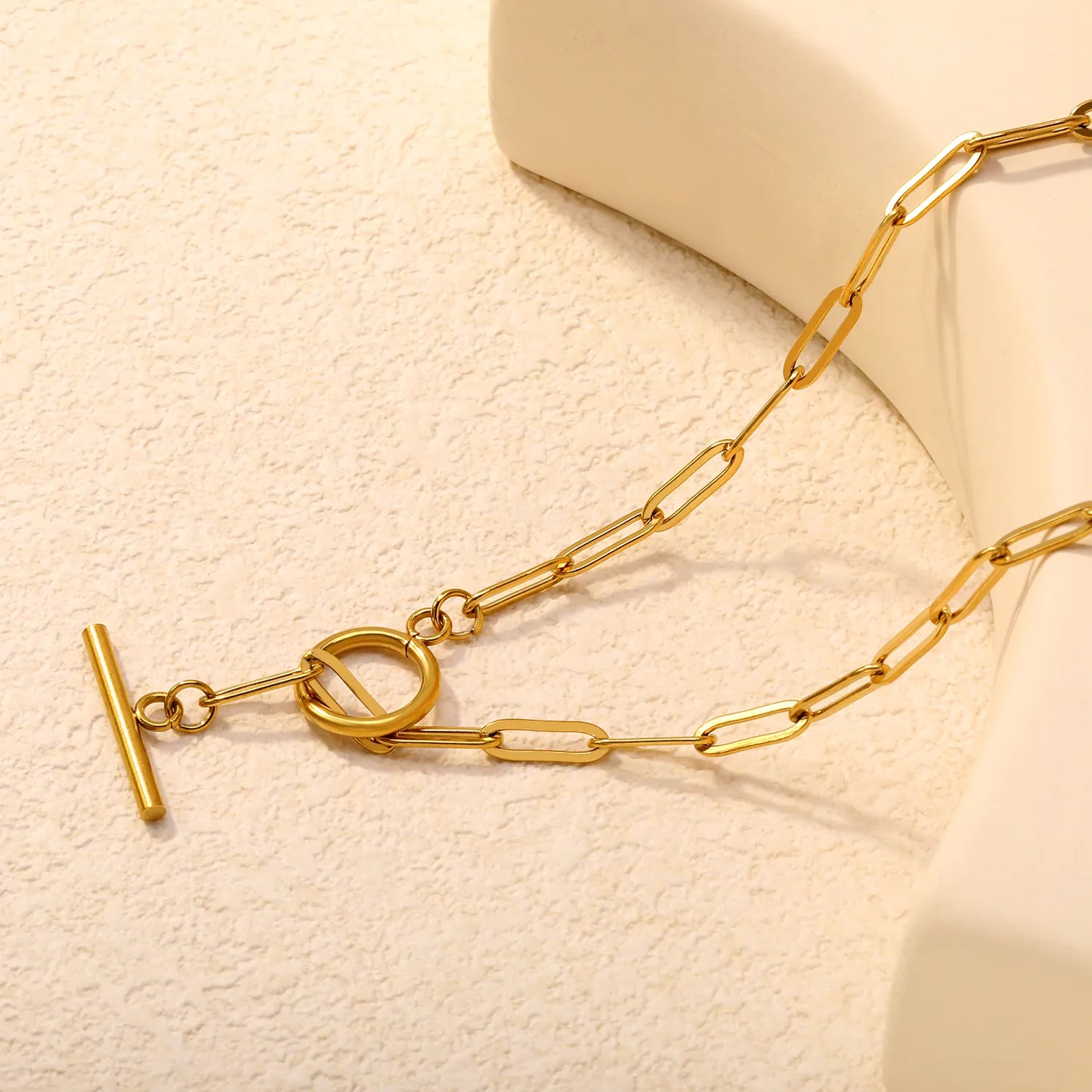 Wholesale Minimalist Toggle Clasp Paperclip Chain Choker Necklace | Bulk Order MOQ 12 | 18k Gold Plated