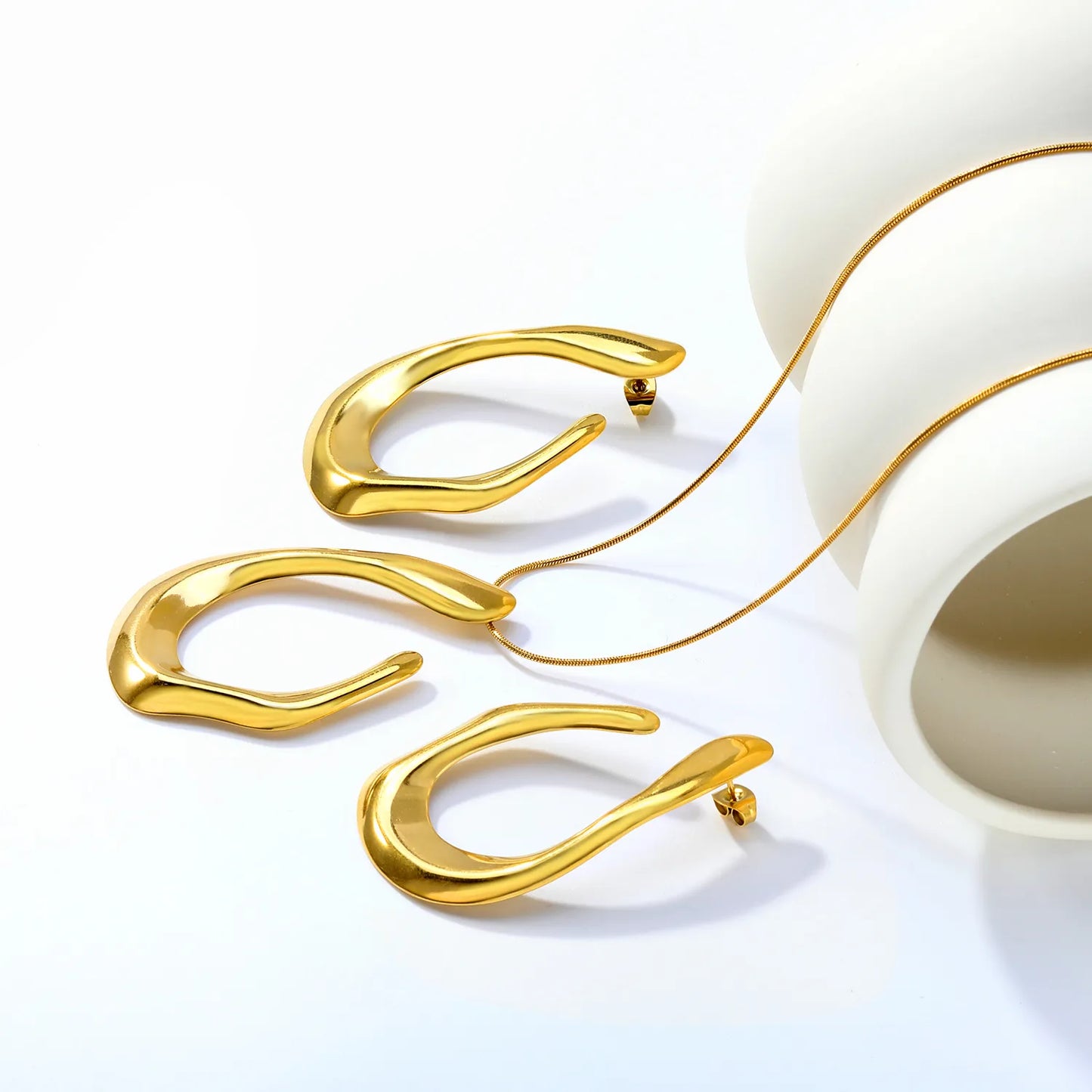 Organic Curved U-Shape Gold Jewelry Set (Necklace + Earrings) | Wholesale MOQ 12 | 18K Gold Plated