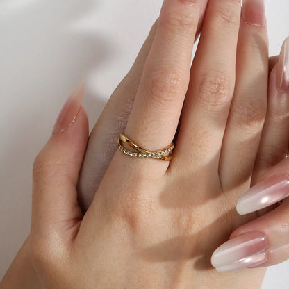 Twisted Split Band Paved CZ Gold Ring | 6mm Width | 18K Gold Plated Stainless Steel Stackable Ring | Sizes 8 |  Wholesale MOQ 12